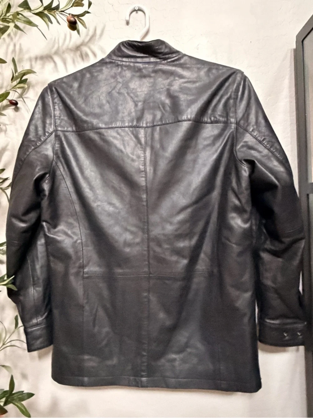 Missani Le Collezioni Men's Black Leather Jacket - Classic Zip Front - Picture 3 of 9